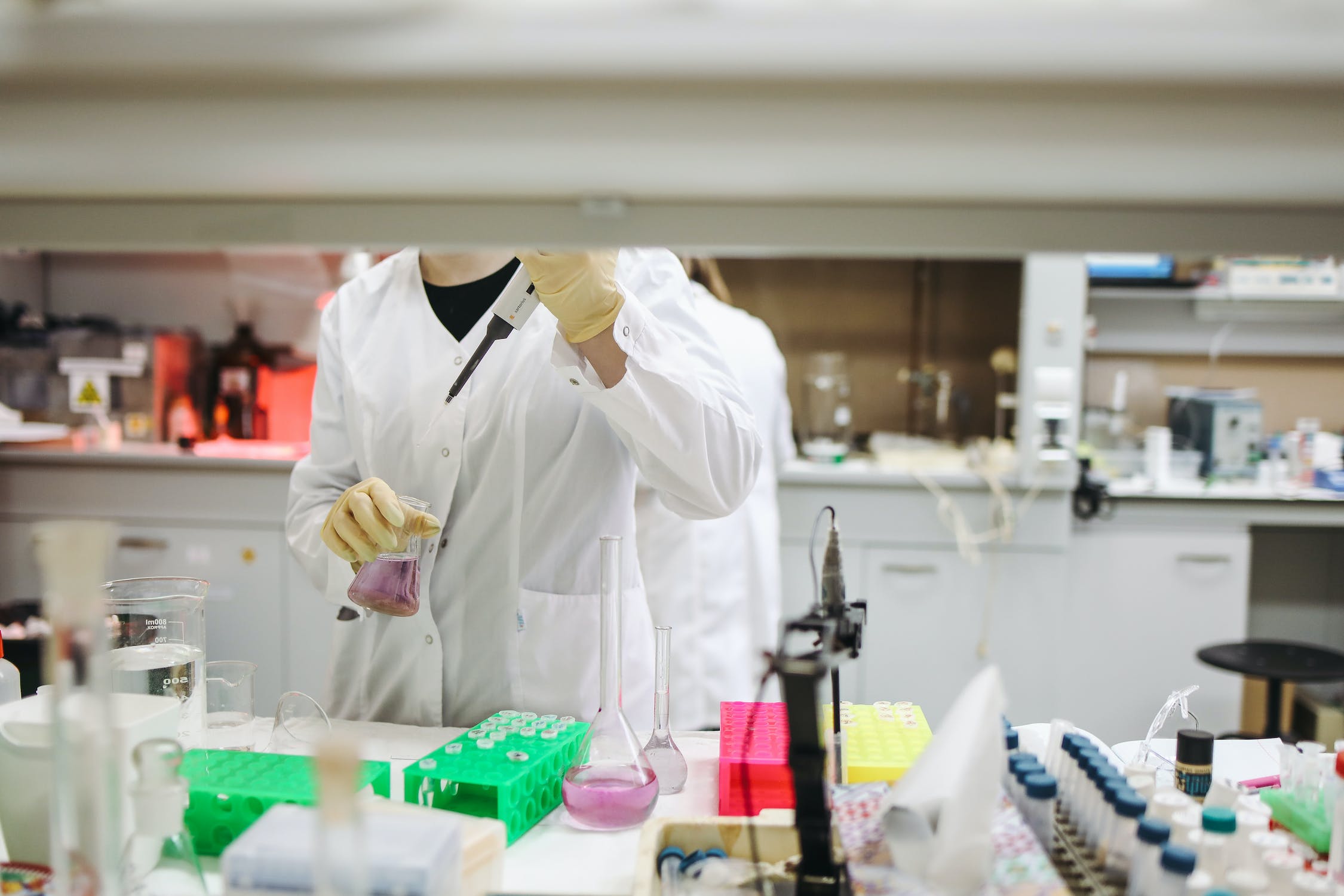耶鲁大学留学生考试考什么内容？