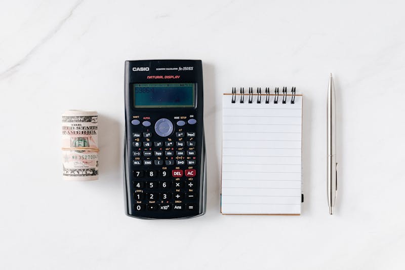 南安普顿大学留学生补考重修多少钱？西听揭秘留学生活中的费用问题